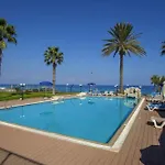 Fig Tree Bay Apartamento Protaras