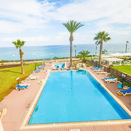 Fig Tree Bay Апартаменты Протарас