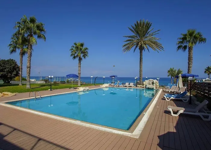 Fig Tree Bay Apartamento Protaras