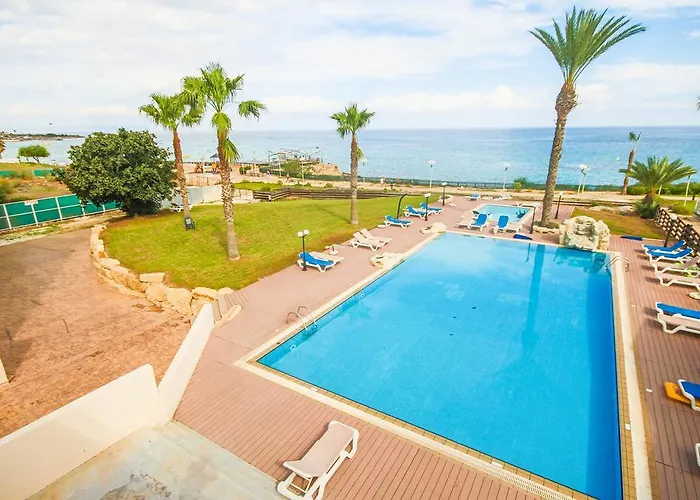 Fig Tree Bay * بروتاراس